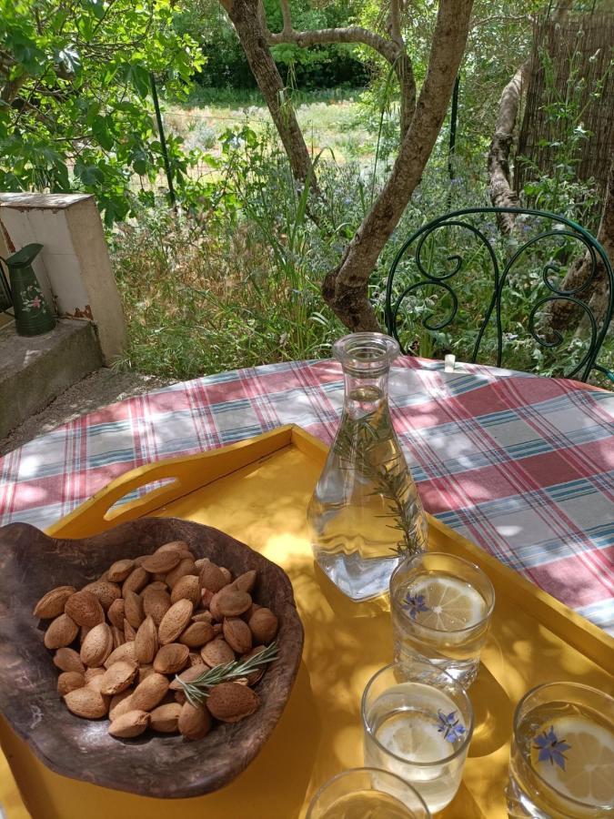 Gites Du Raby Signes Εξωτερικό φωτογραφία