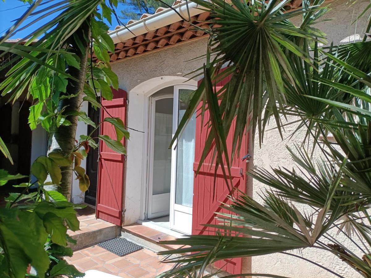 Gites Du Raby Signes Εξωτερικό φωτογραφία